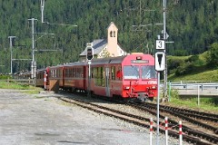 RhB (Rhätische Bahn), Ardez, 11. July 2004